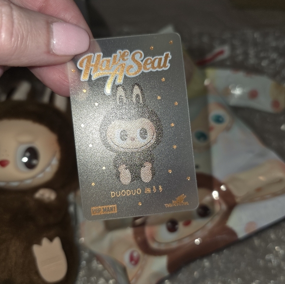 Labubu Secret Have A Seat - Picture 6 of 8